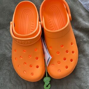CROCS Men's  - Bright Orange